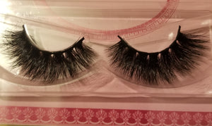 "In Da Club" Strip Lash